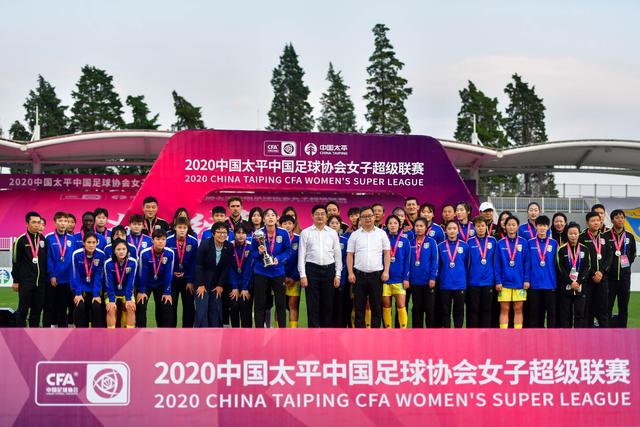 穆帅：下赛季我肯定留在罗马 我们能拿欧冠席位
